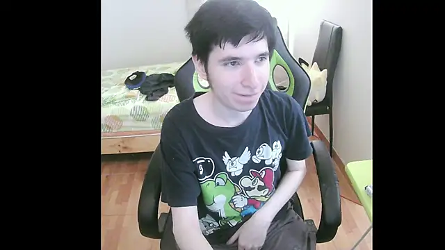 Snapshot of Twink_martinboy chatting on January 18, 2025, 5:04 pm Twink martinboy online show from January 18, 2025, 5:04 pm