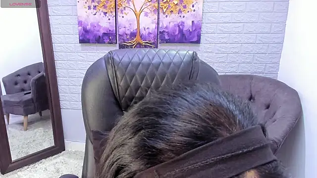 StefyGil  online show from October 21, 2025, 12:15 pm