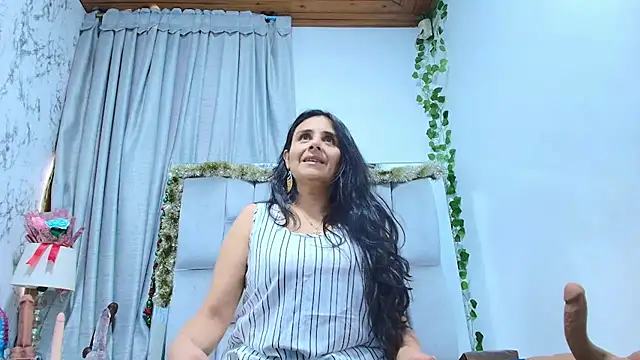 Snapshot of _Marcela__ chatting on December 16, 2025, 12:42 pm Marcela online show from December 16, 2025, 12:42 pm