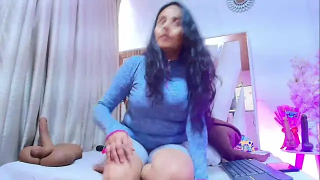 Snapshot of _Marcela__ chatting on November 19, 2025, 12:27 pm Marcela online show from November 19, 2025, 12:27 pm