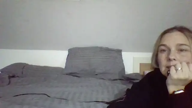 Snapshot of scrummymummy2 chatting on January 31, 2026, 9:13 pm scrummymummy2 online show from January 31, 2026, 9:13 pm