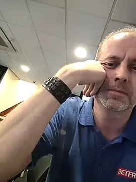 JulianJ50 online show from March 31, 2026, 8:55 pm