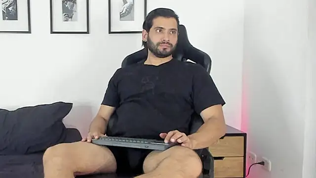 Dereck vega online show from May 11, 2026, 9:12 pm
