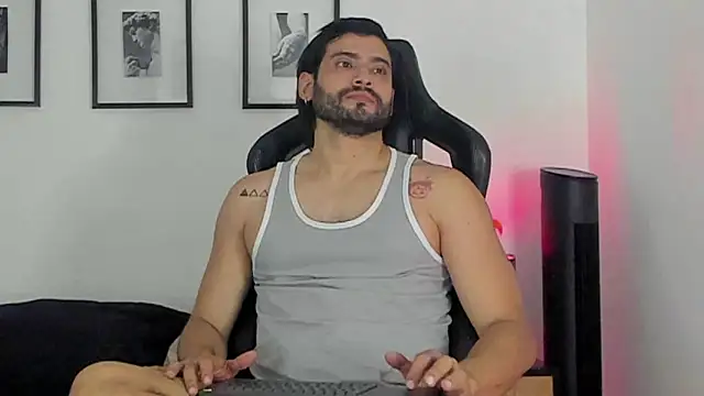 Dereck vega online show from July 4, 2026, 4:44 pm