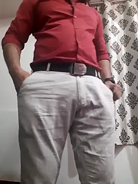 Snapshot of Guyinshortss chatting on March 2, 2026, 8:49 pm Guyinshortss online show from March 2, 2026, 8:49 pm