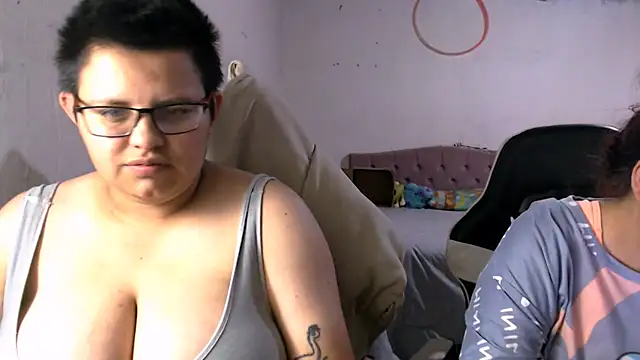 tatsumi nao online show from March 10, 2026, 10:14 pm