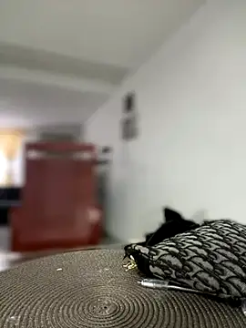 Snapshot of Cloew_Marz chatting on November 8, 2025, 9:51 pm Cloew Marz online show from November 8, 2025, 9:51 pm