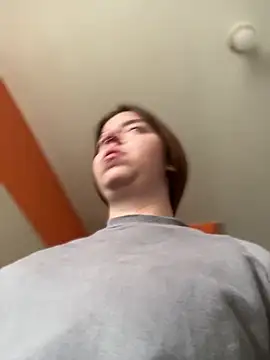 Snapshot of Cloew_Marz chatting on November 11, 2025, 9:53 pm Cloew Marz online show from November 11, 2025, 9:53 pm