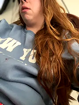 Snapshot of Cloew_Marz chatting on November 23, 2025, 6:51 pm Cloew Marz online show from November 23, 2025, 6:51 pm