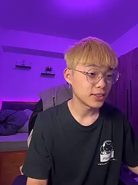 Hitoshi1210 online show from March 10, 2026, 7:51 pm