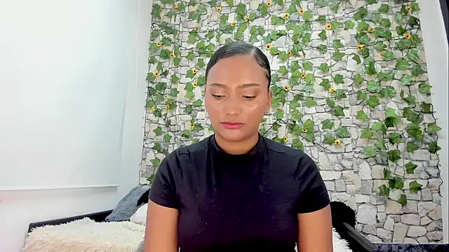 Snapshot of Pandora_gu chatting on February 2, 2025, 8:19 pm Pandora gu online show from February 2, 2025, 8:19 pm