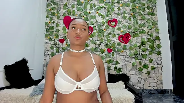 Snapshot of Pandora_gu chatting on February 14, 2025, 7:33 pm Pandora gu online show from February 14, 2025, 7:33 pm