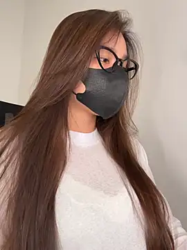 Lilisa miu online show from July 20, 2026, 4:09 pm