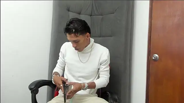 TommyGun 22 online show from February 28, 2026, 12:43 am