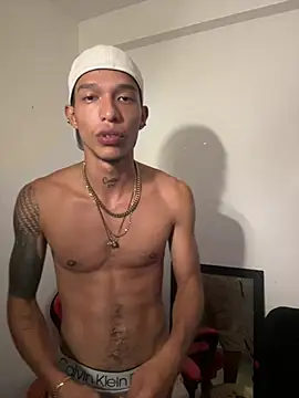 Snapshot of TommyGun_22 chatting on March 10, 2025, 12:50 am TommyGun 22 online show from March 10, 2025, 12:50 am