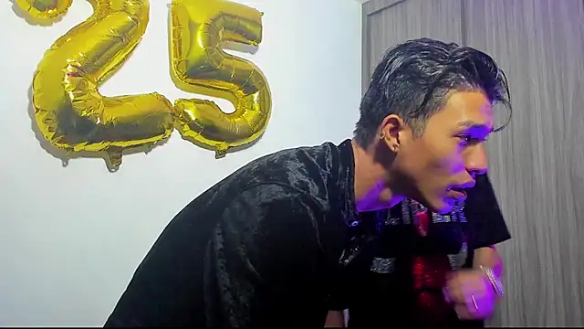 Snapshot of TommyGun_22 chatting on January 22, 2025, 12:38 am TommyGun 22 online show from January 22, 2025, 12:38 am