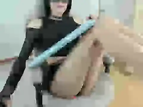 Snapshot of Sasha_skinny1 chatting on November 20, 2025, 1:06 am Sasha skinny1 online show from November 20, 2025, 1:06 am