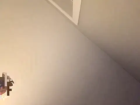 ChiRaqb8 online show from November 10, 2025, 2:49 am