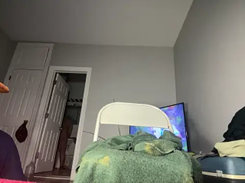 ChiRaqb8 online show from February 15, 2026, 1:28 am