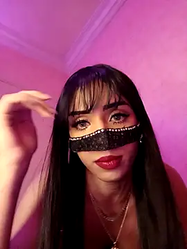 ---sophia--- online show from December 19, 2025, 11:29 pm