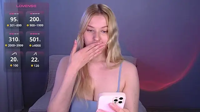 EmiliaDuchess online show from June 7, 2026, 9:58 am