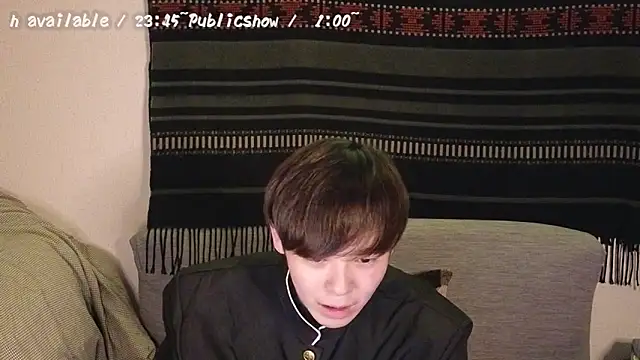 Snapshot of poketkuma chatting on December 31, 2024, 2:58 pm poketkuma online show from December 31, 2024, 2:58 pm