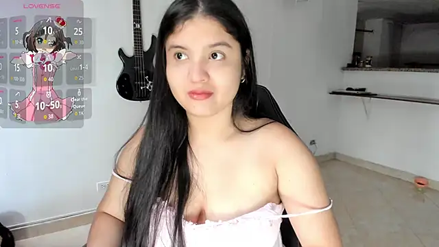 lilpervertgirl online show from June 7, 2026, 9:31 pm