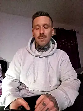 Schabernack1990 online show from October 15, 2025, 4:00 am