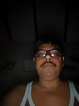 Srmotrs online show from April 8, 2026, 11:39 pm