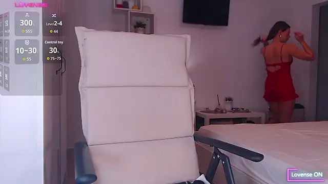 Snapshot of AdeleLovely chatting on November 26, 2025, 6:24 am AdeleLovely online show from November 26, 2025, 6:24 am