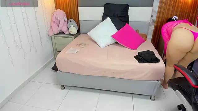 MEYLAGIA online show from September 27, 2025, 3:12 am