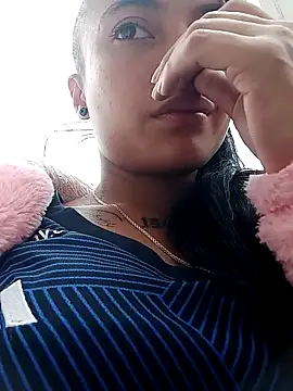 Maite xx online show from February 8, 2025, 6:01 pm