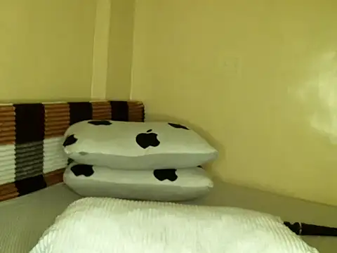 Snapshot of Sharmybabe chatting on March 14, 2026, 3:18 pm Sharmybabe online show from March 14, 2026, 3:18 pm