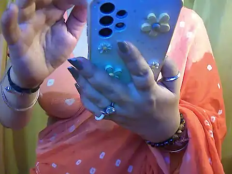 LOVERIAKOL online show from March 24, 2026, 8:47 am