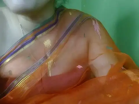 LOVERIAKOL online show from February 11, 2026, 7:25 pm