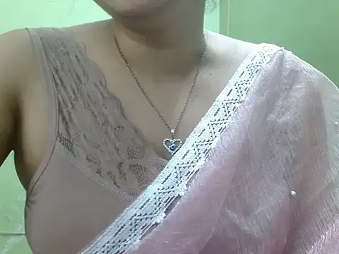 LOVERIAKOL online show from March 30, 2026, 5:58 pm