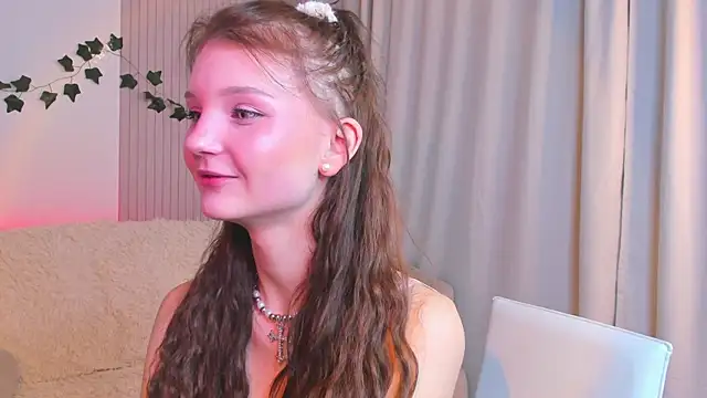 Snapshot of CindyGarrison chatting on February 23, 2025, 12:19 am CindyGarrison online show from February 23, 2025, 12:19 am