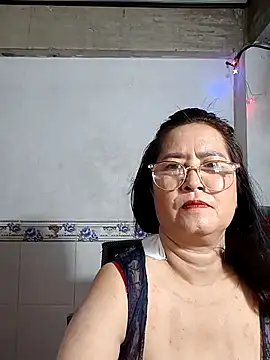 phnz online show from November 18, 2025, 5:55 am