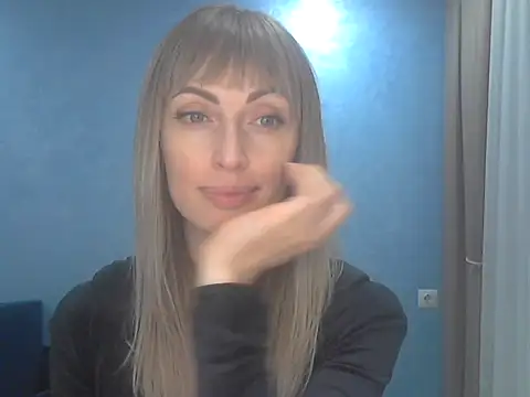 EffectMaya online show from April 18, 2026, 5:48 pm