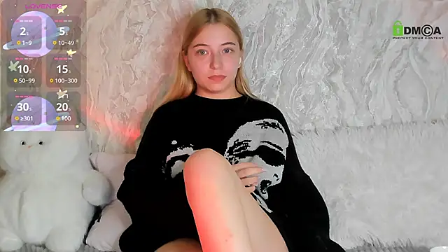 Snapshot of HelenMacCrory chatting on December 20, 2024, 5:08 pm HelenMacCrory online show from December 20, 2024, 5:08 pm