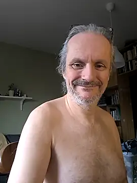 Snapshot of Zed0l1Mod chatting on December 17, 2025, 9:58 am Zed0l1Mod online show from December 17, 2025, 9:58 am