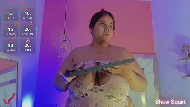 Alanna hot3 online show from March 25, 2026, 11:42 am