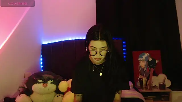 ily bea online show from September 30, 2025, 12:16 am