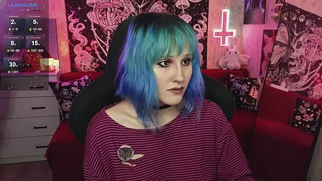 little Elika online show from November 9, 2025, 9:52 pm