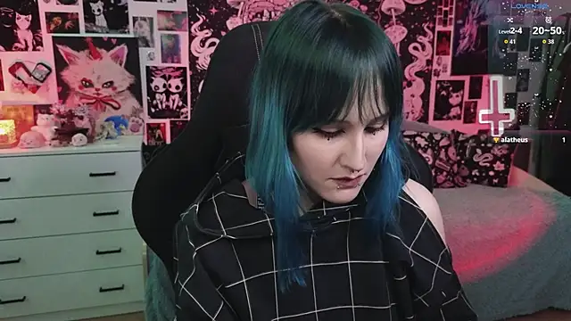 little Elika online show from May 2, 2026, 9:09 pm