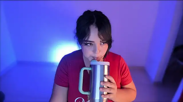 Snapshot of ValeryySoto_ chatting on January 24, 2025, 7:08 am ValeryySoto online show from January 24, 2025, 7:08 am