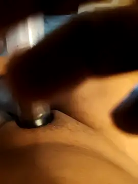 jeeeva1715 online show from April 16, 2026, 8:48 am