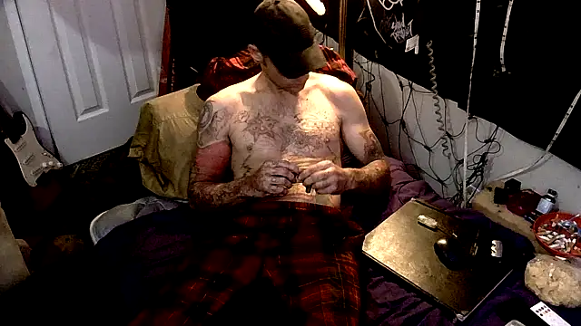 TheOneYouLove69 online show from February 11, 2026, 9:36 pm