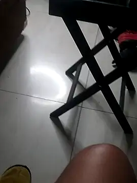 Snapshot of Mellisa_lisa chatting on October 19, 2025, 7:38 pm Mellisa lisa online show from October 19, 2025, 7:38 pm