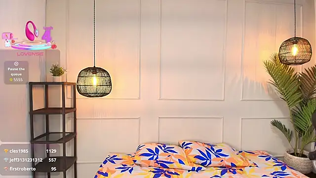 luandy online show from November 18, 2025, 7:50 pm